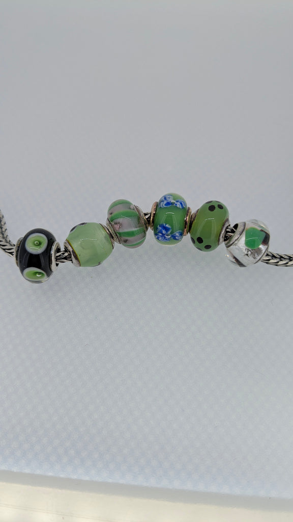 Charmlinks Set of 6 Murano Glass Beads Green/Black/White
