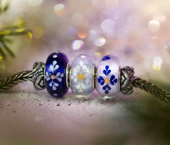 Elfbeads Glistening Snow Petals