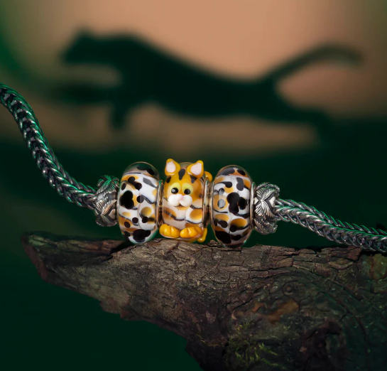 Elfbeads Paws of Adventure