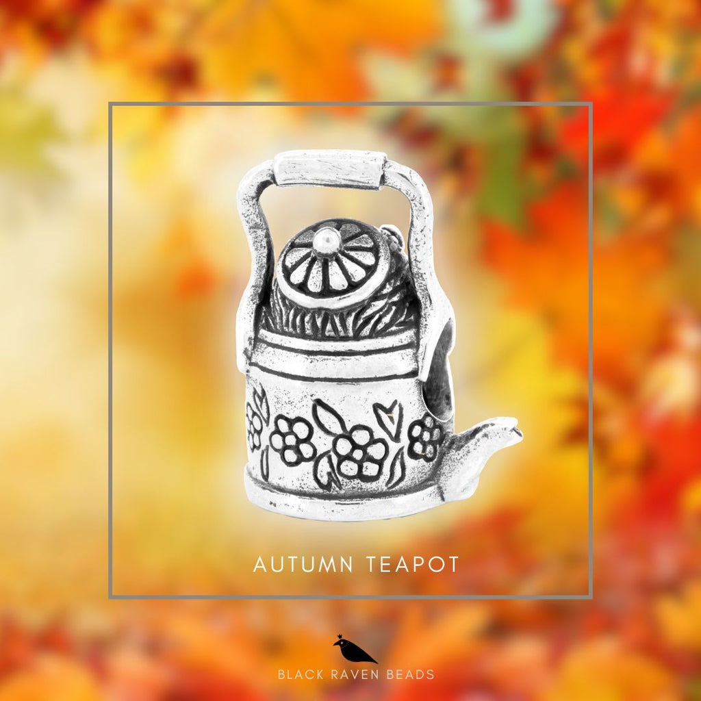 Black Raven - Autumn Teapot