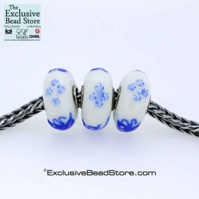 Exclusive bead Blue Delft Butterfly Retired