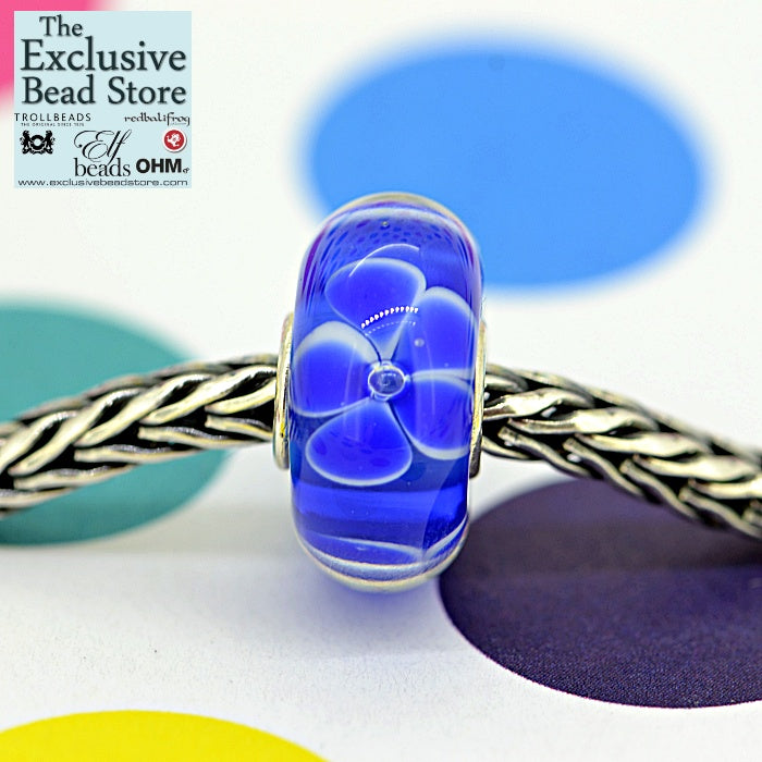 Exclusive Bead Cobalt Blue Flower Retired