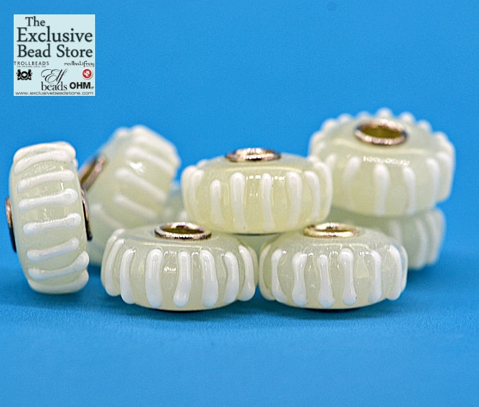 Exclusive Bead 'Ice White' Retired