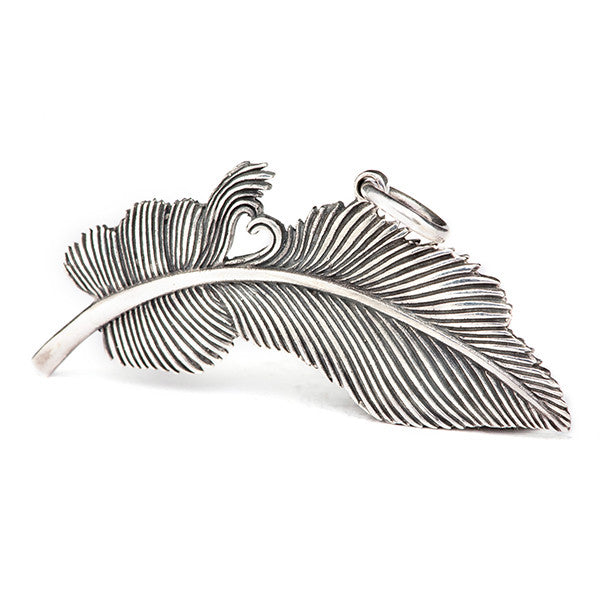 Redbalifrog Feather of Hearts Pendant